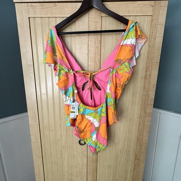$162 NWT Trina Turk PLAYA DE FLOR PLUNGE MAILLOT Swimsuit Sz 14 Flutter Sl 1 Pc - Picture 4 of 8